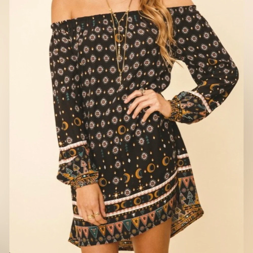 VGUC $136 Cleobella Dresden Off-the-Shoulder Dress with Tribal Print -size XS!